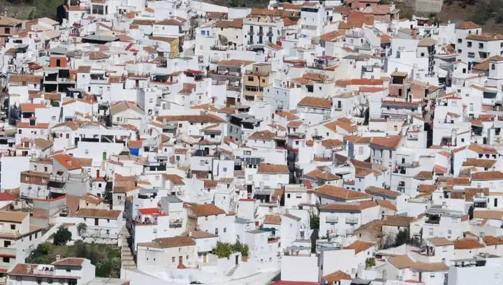 Explore the Charm of Arenas, Málaga