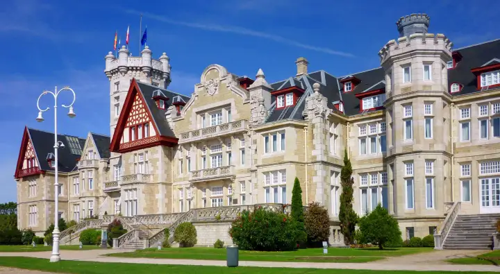 Discover Santander: Top Things to Do and See